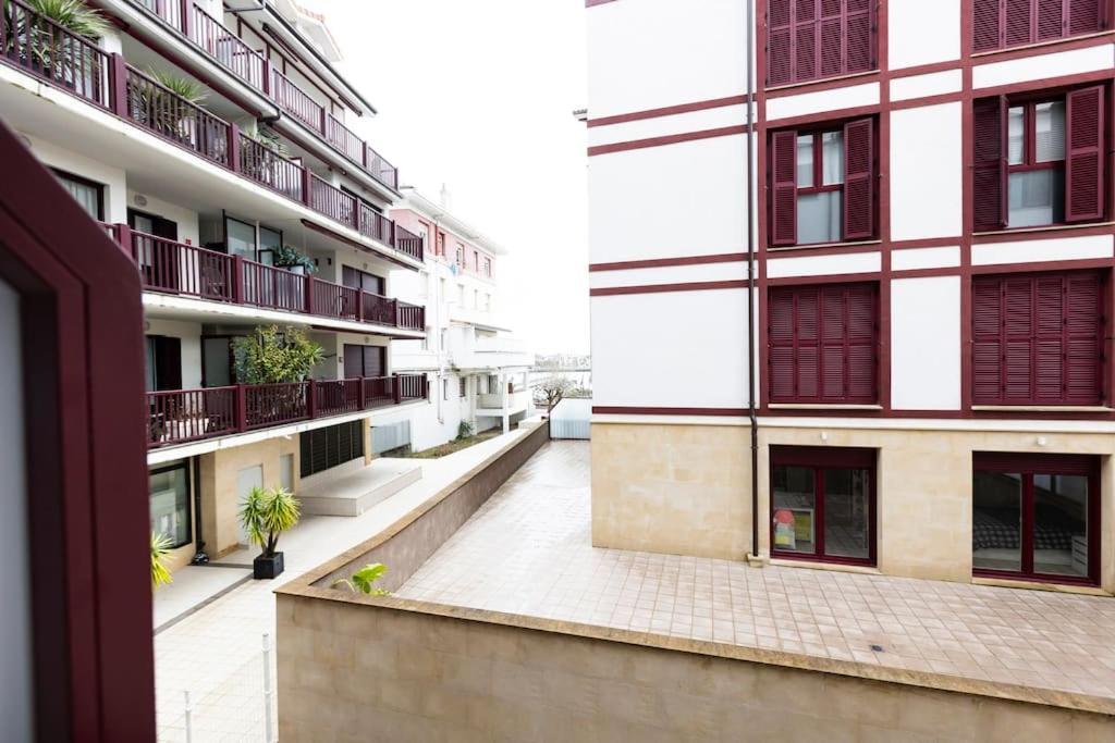 Portuko. Basquenjoy Apartment Hondarribia Luaran gambar